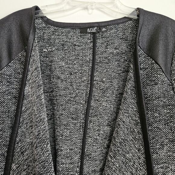 a.n.a. Open Front Moto Tweed Jacket Black White Woven Zippered Pockets XL - Picture 8 of 11